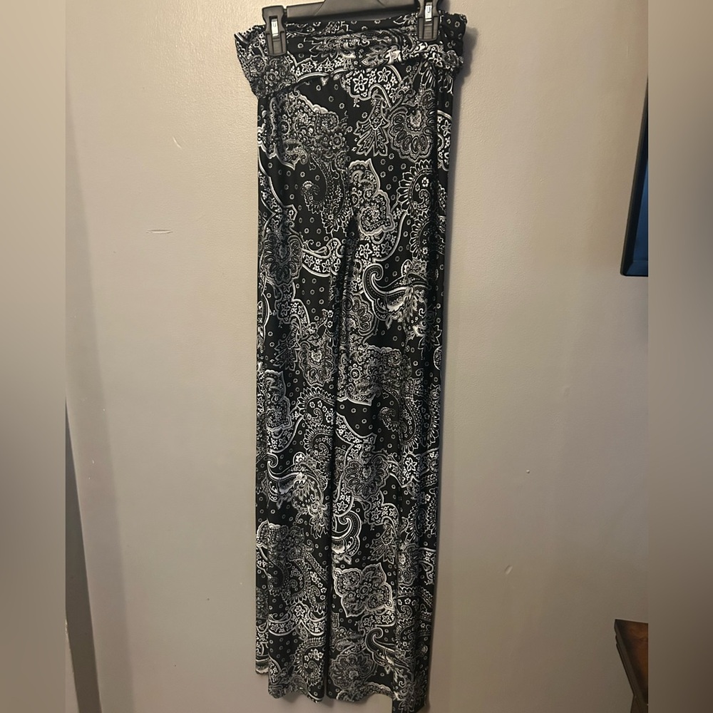 Black/white paisley print full stretch wide leg pants w/comfort waistband - Picture 2 of 8